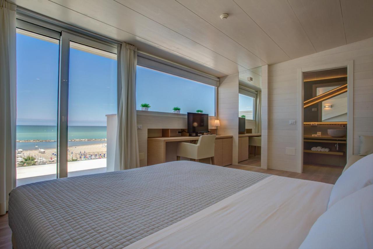Hotel San Marco Cattolica Luaran gambar